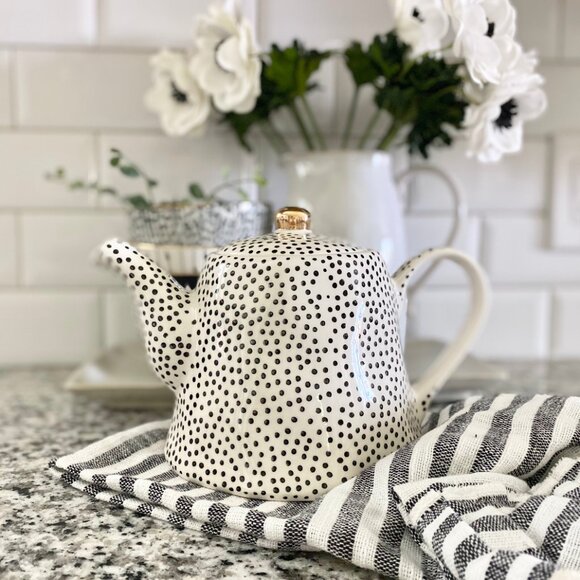 Stoneware Teapot with Black Speckles - Picture 8 of 8